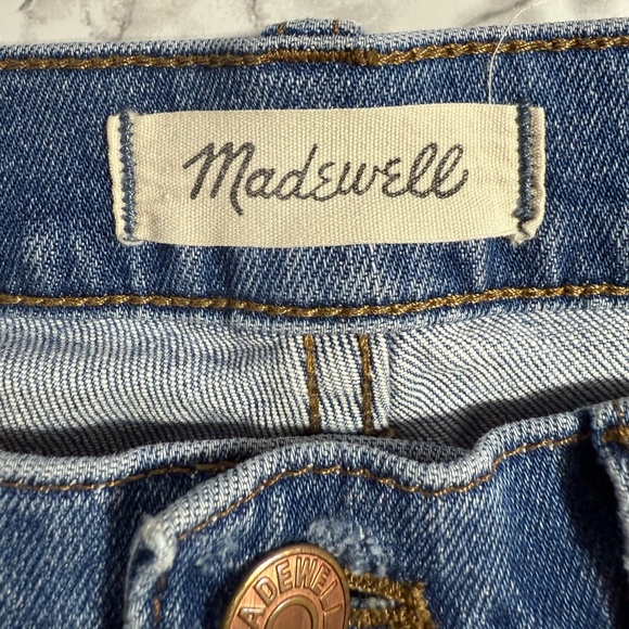 Madewell the Slim boyjean woman’s jeans waist size 28. - Picture 6 of 8